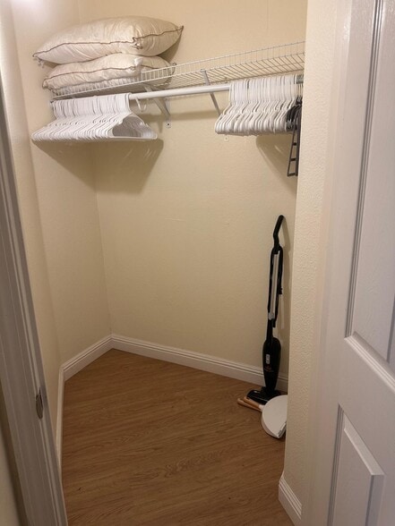 Closet - 1764 La Pergola Dr