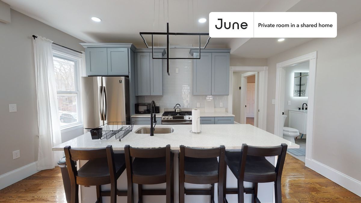 Building Photo - Room in Shared 4 bed/2 bath home