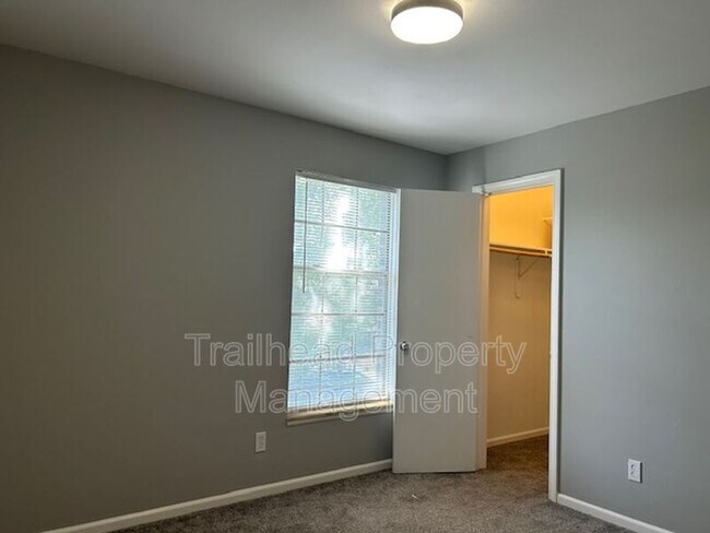 Building Photo - 8455 Lowell Ave