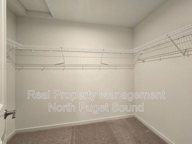 Building Photo - 17417 W Main St