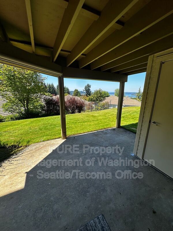 Building Photo - 3008 N Narrows Dr