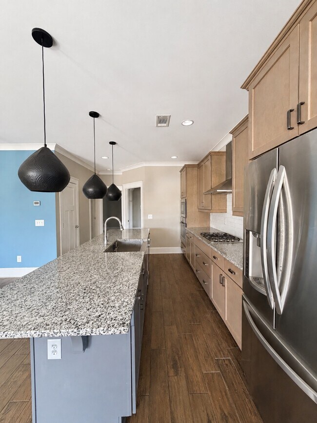 Building Photo - 128 Ave of The Orchards