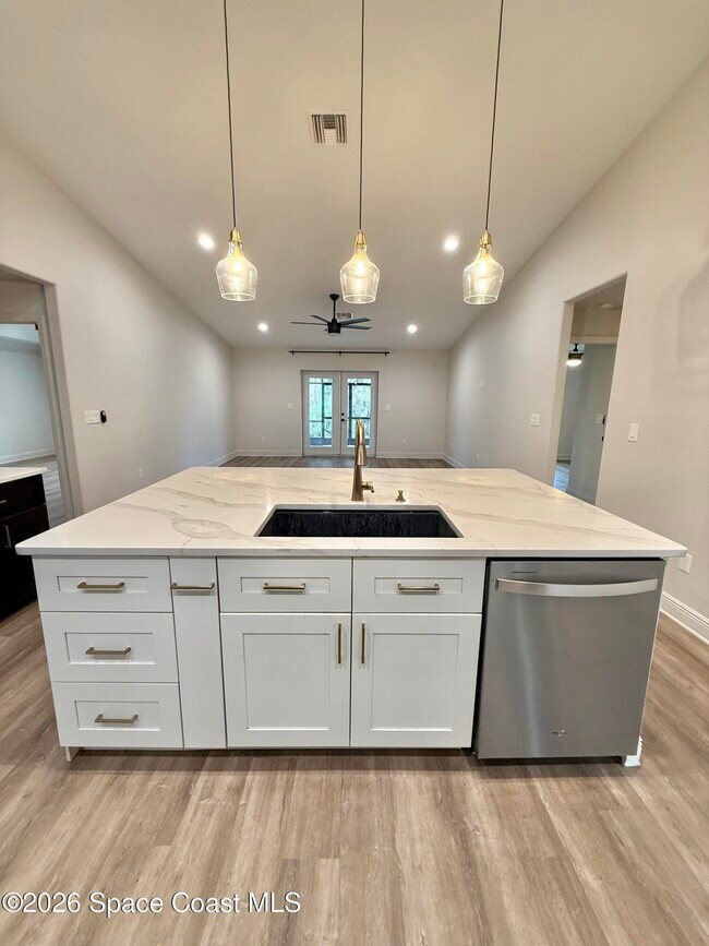 Building Photo - 4255 US-1