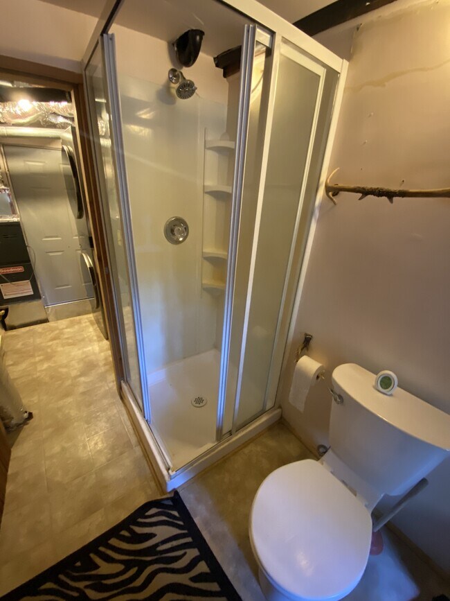 Building Photo - 3679 Alder Ave