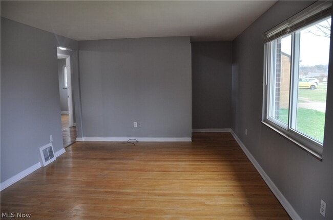 Building Photo - 539 Royer Ave NW