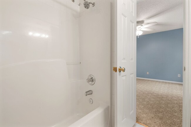 Building Photo - 4312 Pine Springs Ct