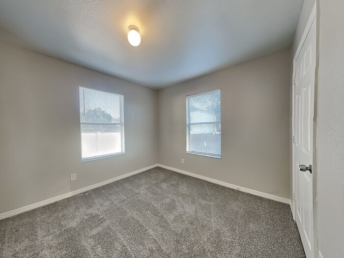 Building Photo - 3711 N 57th St