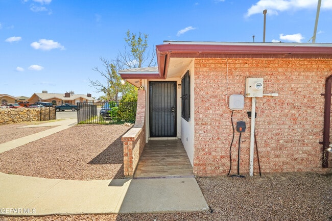 Building Photo - 10207 Angel Falls Pl