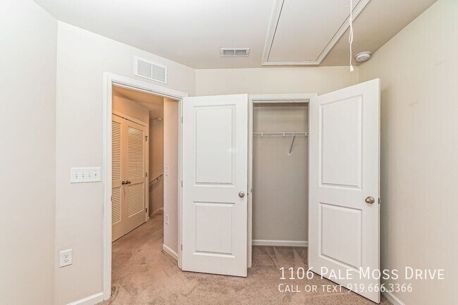 Building Photo - 1106 Pale Moss Dr