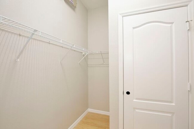 Building Photo - Spacious 2/2 Condo with 1 Car Garage in East Park - Lake Nona!