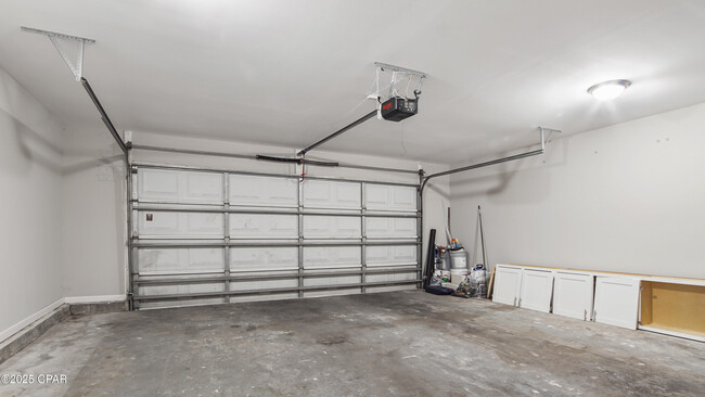 Building Photo - 1430 Tina Ave