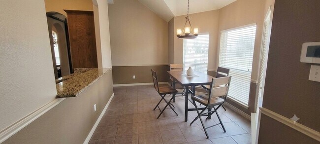 Building Photo - 13733 Alterna Dr