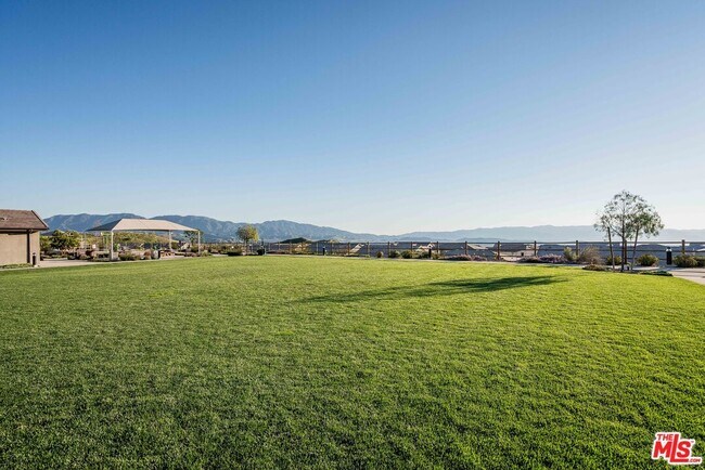 Building Photo - 28609 Windbreak Tr