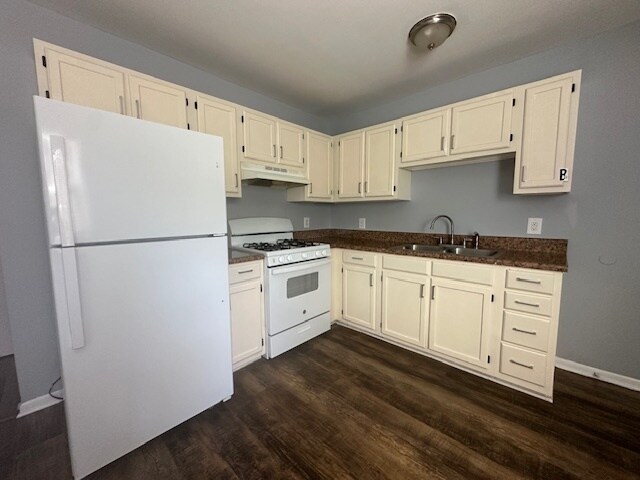 Building Photo - 1225 New Hope Ln