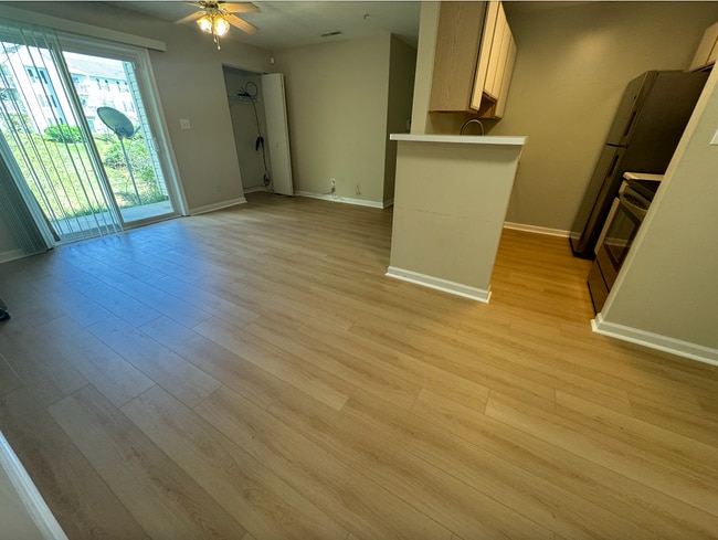 Building Photo - 61 Fern Oak Cir