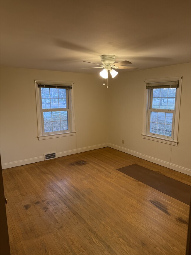 Building Photo - 4305 Westport Rd