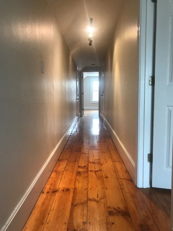 Building Photo - 25 Saunders St