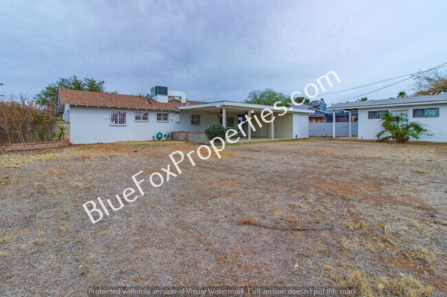 Building Photo - 6434 E Fordham Dr