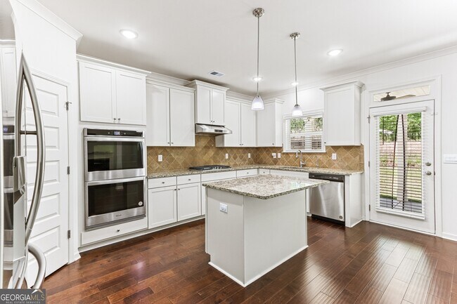 Building Photo - 1307 Trident Maple Chase