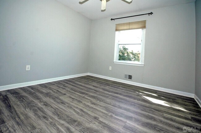 Building Photo - 1 Orchid Ct