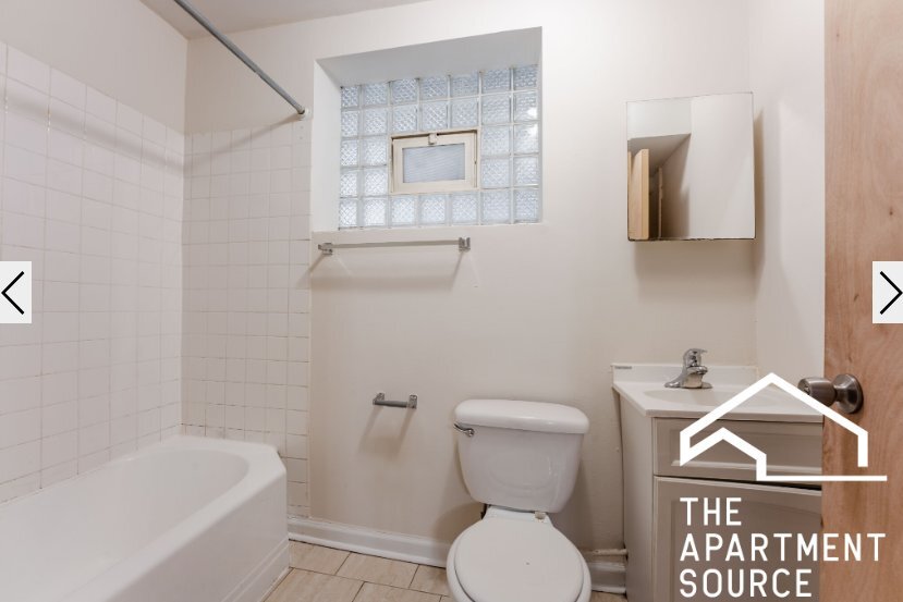 Building Photo - 2886 N Clark St