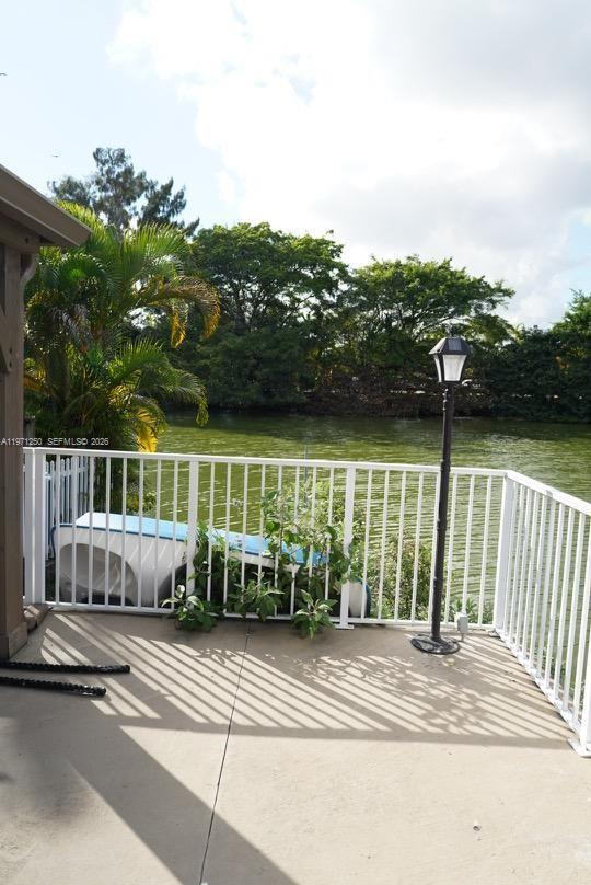 Building Photo - 1389 W 71st St