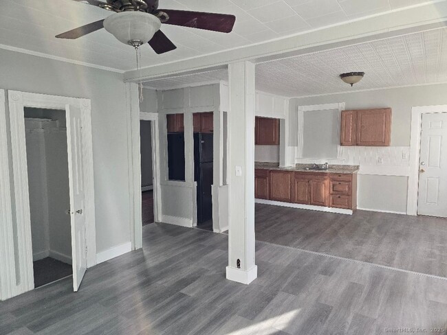 Building Photo - 133 South St