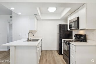 Building Photo - 520 N Stapley Dr