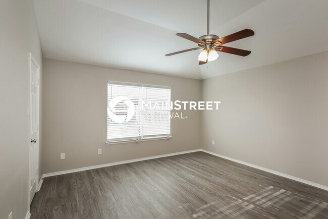 Building Photo - 3 Bedroom Pet-Friendly Home in Mansfield, TX with Main Street Renewal