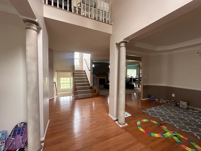 Building Photo - 132 Richwood Hall Rd