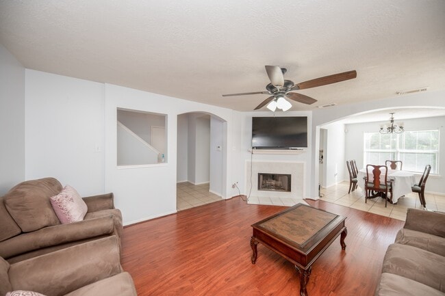 Building Photo - 8231 Chelsea Bend Ct