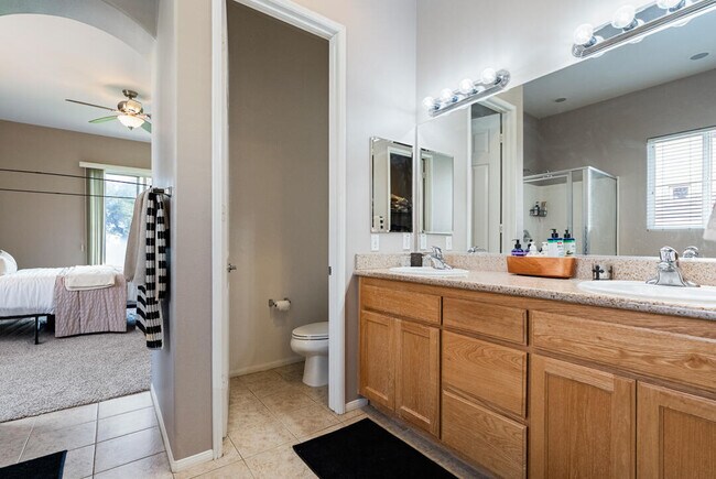 Building Photo - 49418 Wayne St