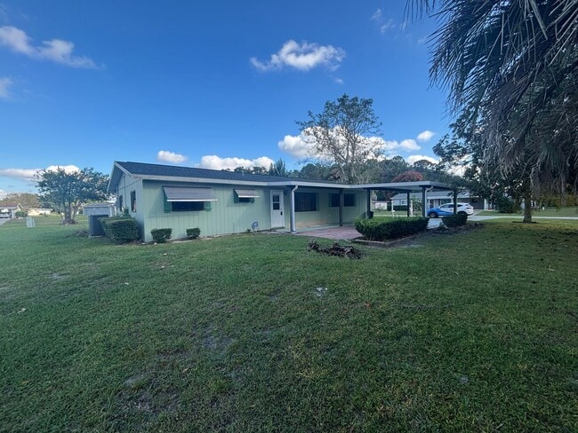Primary Photo - Corner lot house in 55+ community