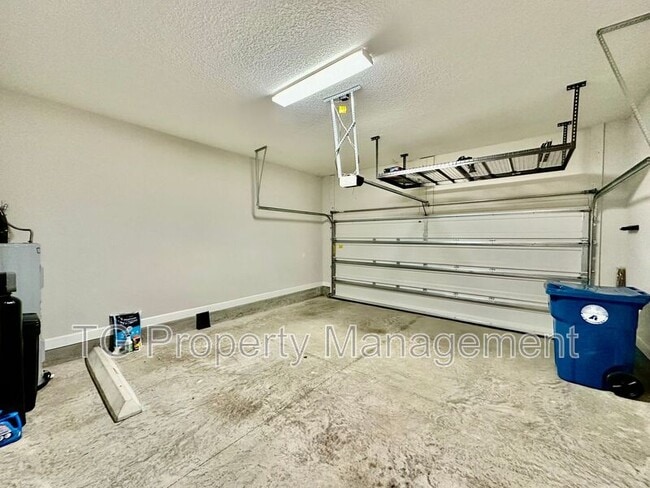 Building Photo - 11477 Surfline Ct