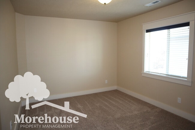 Building Photo - 7910 S Desert Ridge Ave