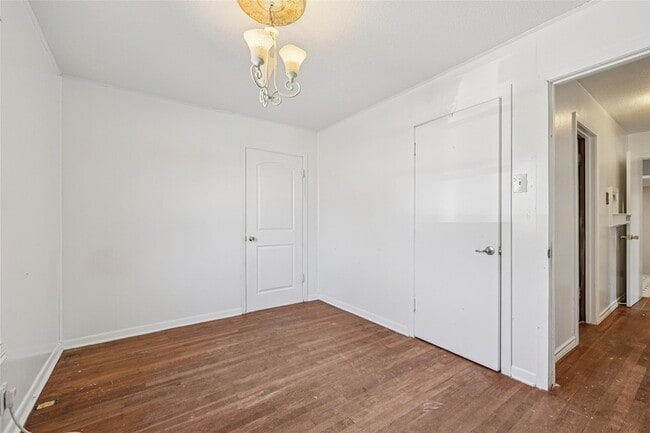 Building Photo - 620 Barbara Dr