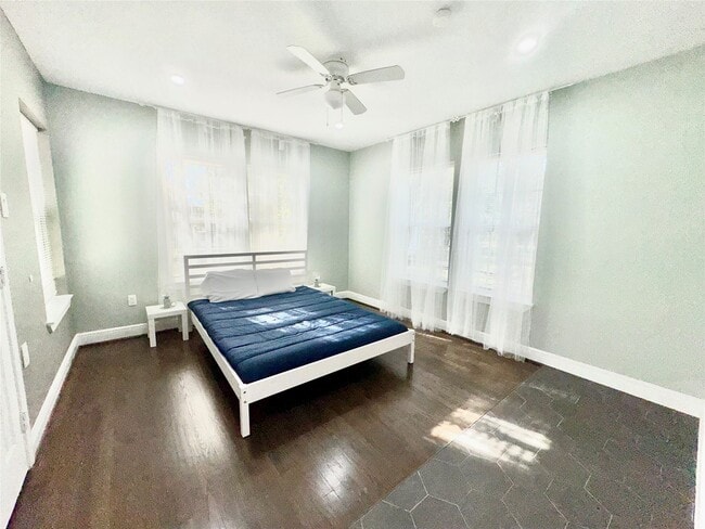 Building Photo - 7135 Cayton St