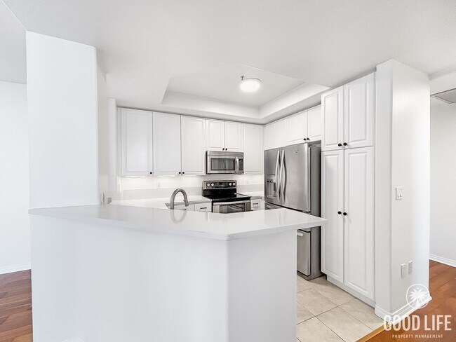 Building Photo - Beautiful 1BD/1BA Condo in Little Italy W/ A/C, W/D, Private Balcony, Reserved Parking, and Rooft...