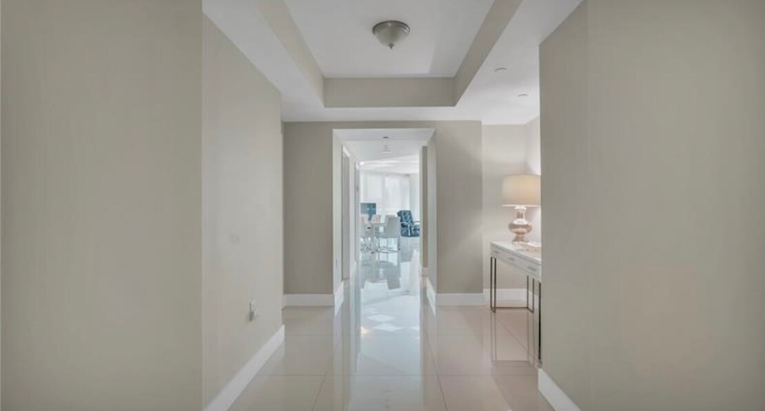 Building Photo - 9401 Collins Ave