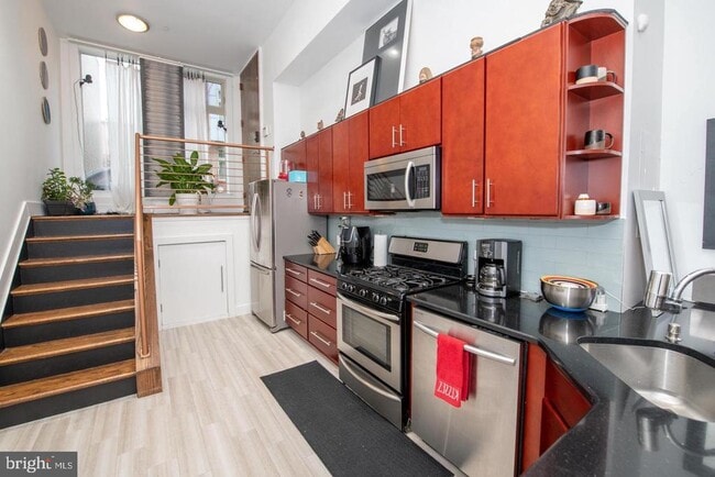 Building Photo - 1538 Ogden St