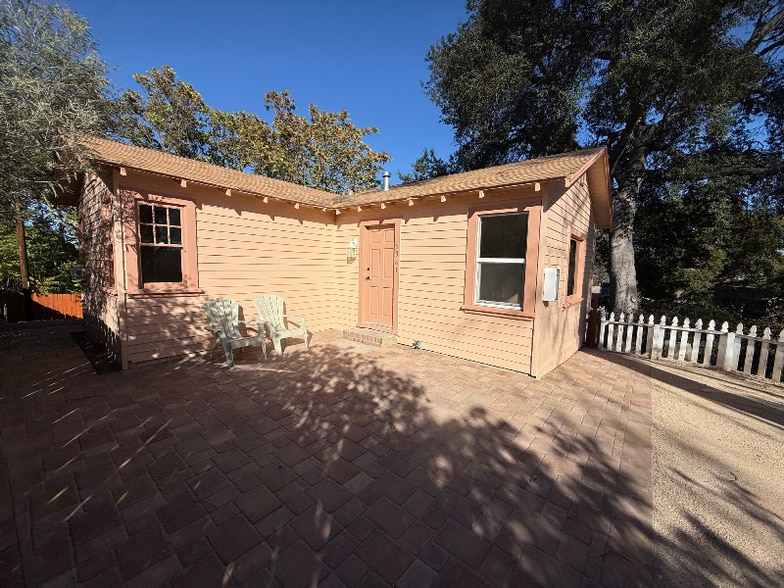 Building Photo - 5381 Mariquita Ave