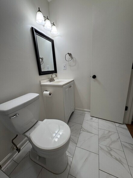 Master Bath Tiled Floor - 1685 Bald Ridge Marina Rd