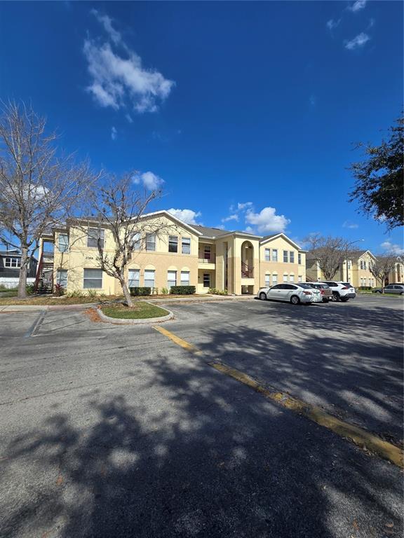 Building Photo - 2790 Club Cortile Cir
