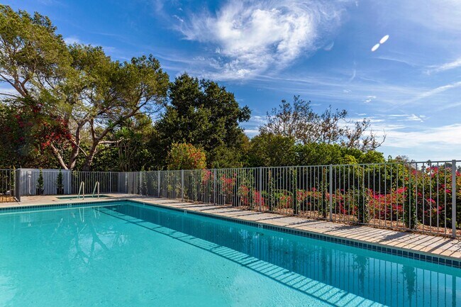 Building Photo - 6459 Sycamore Meadows Dr