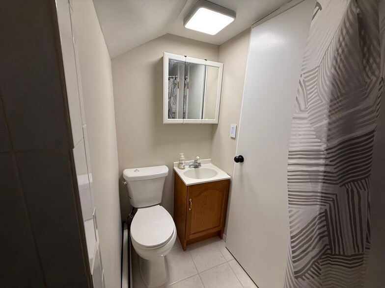 Building Photo - 14 N 4th St