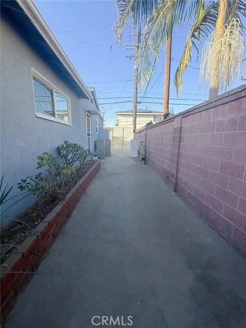 Building Photo - 6127 Droxford St