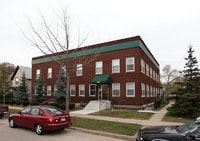 Building Photo - 1018 19th Ave NE