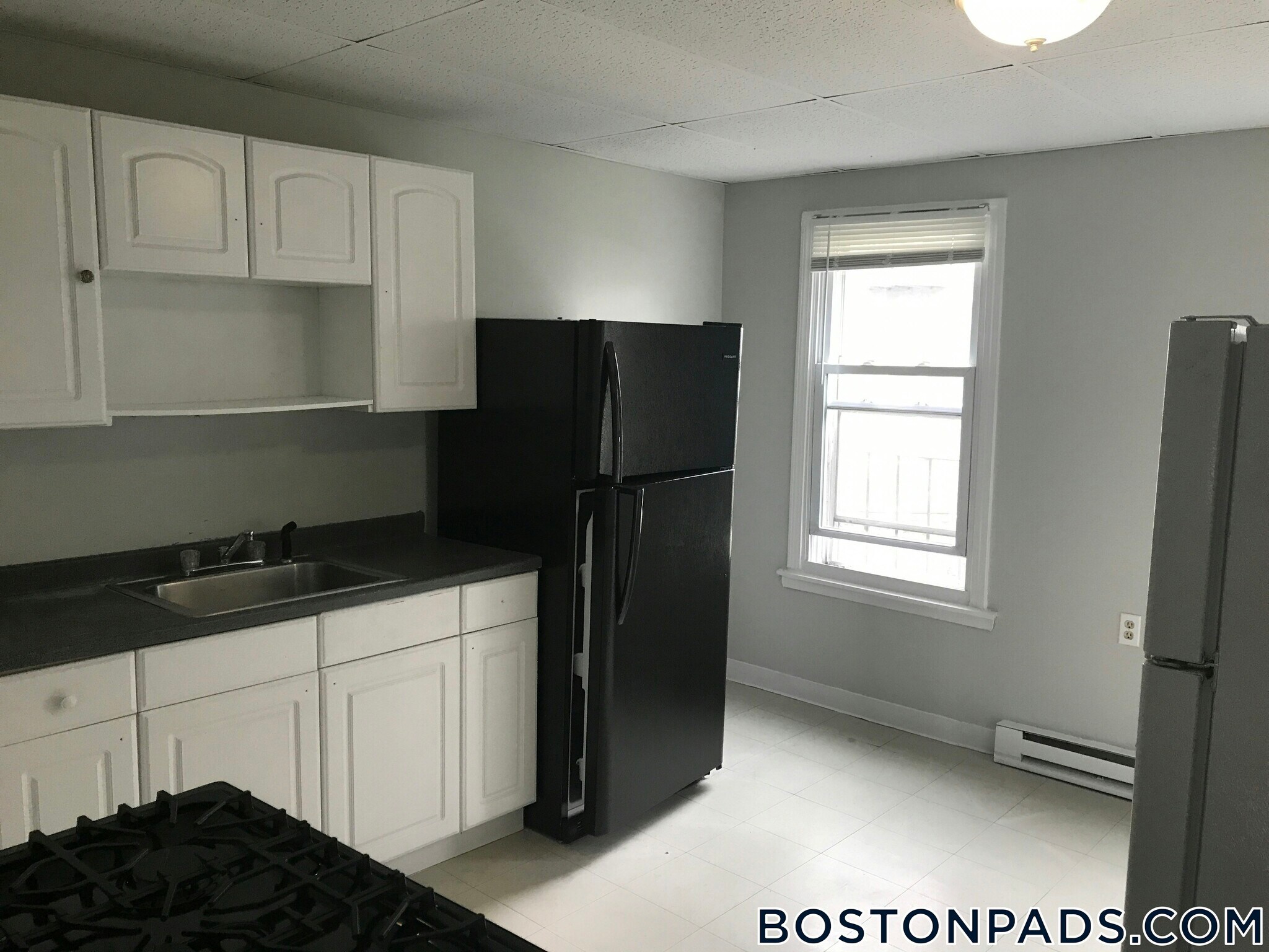 Building Photo - 259 Border St