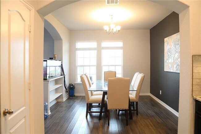 Building Photo - 436 Vista Portola Loop