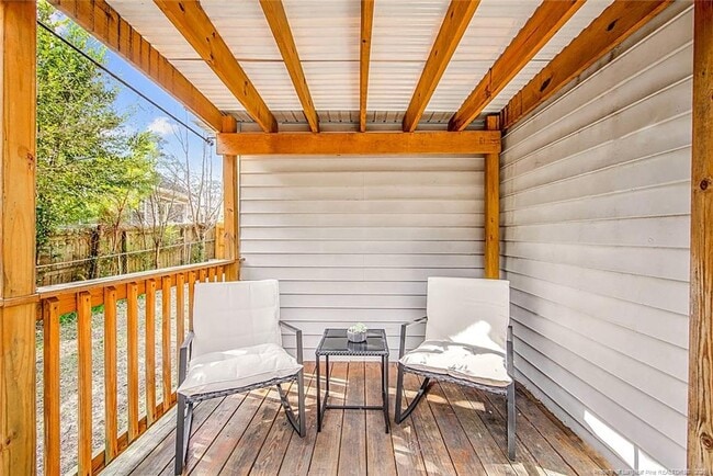 Building Photo - 524 Pearl St